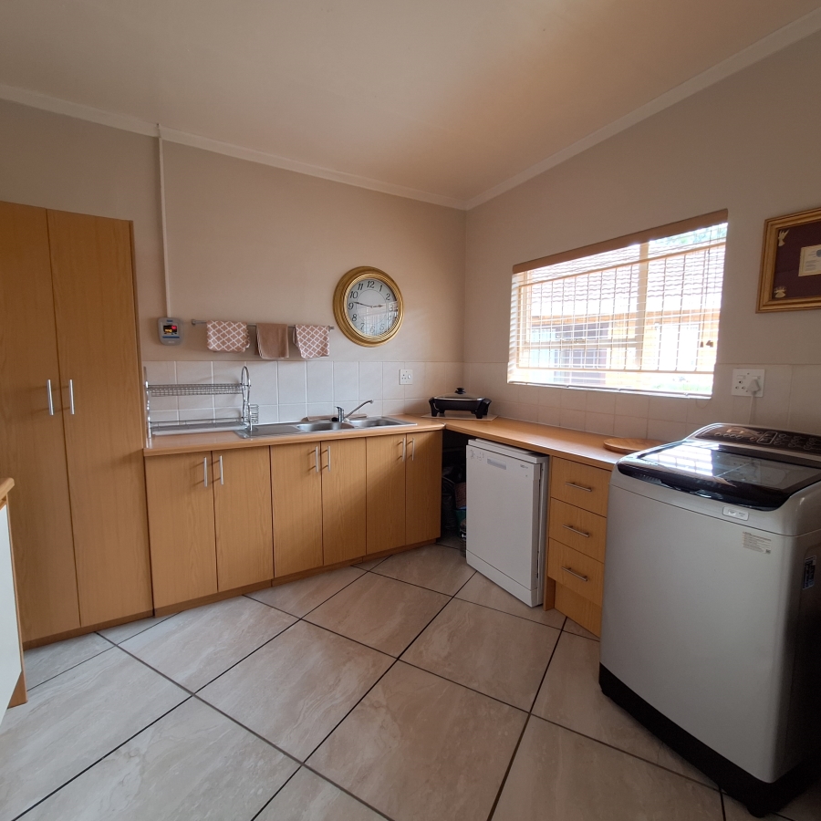 5 Bedroom Property for Sale in Villiers Free State